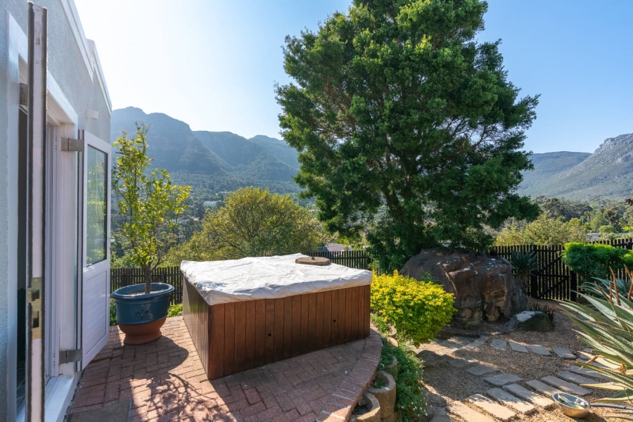 2 Bedroom Property for Sale in Bokkemanskloof Western Cape